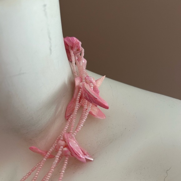4/$50 sea shell summer beach Pink Beaded Necklace 18 inches 🐚 - Picture 6 of 8